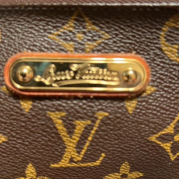 Louis Vuitton shoulder bag - Picture 2 of 6